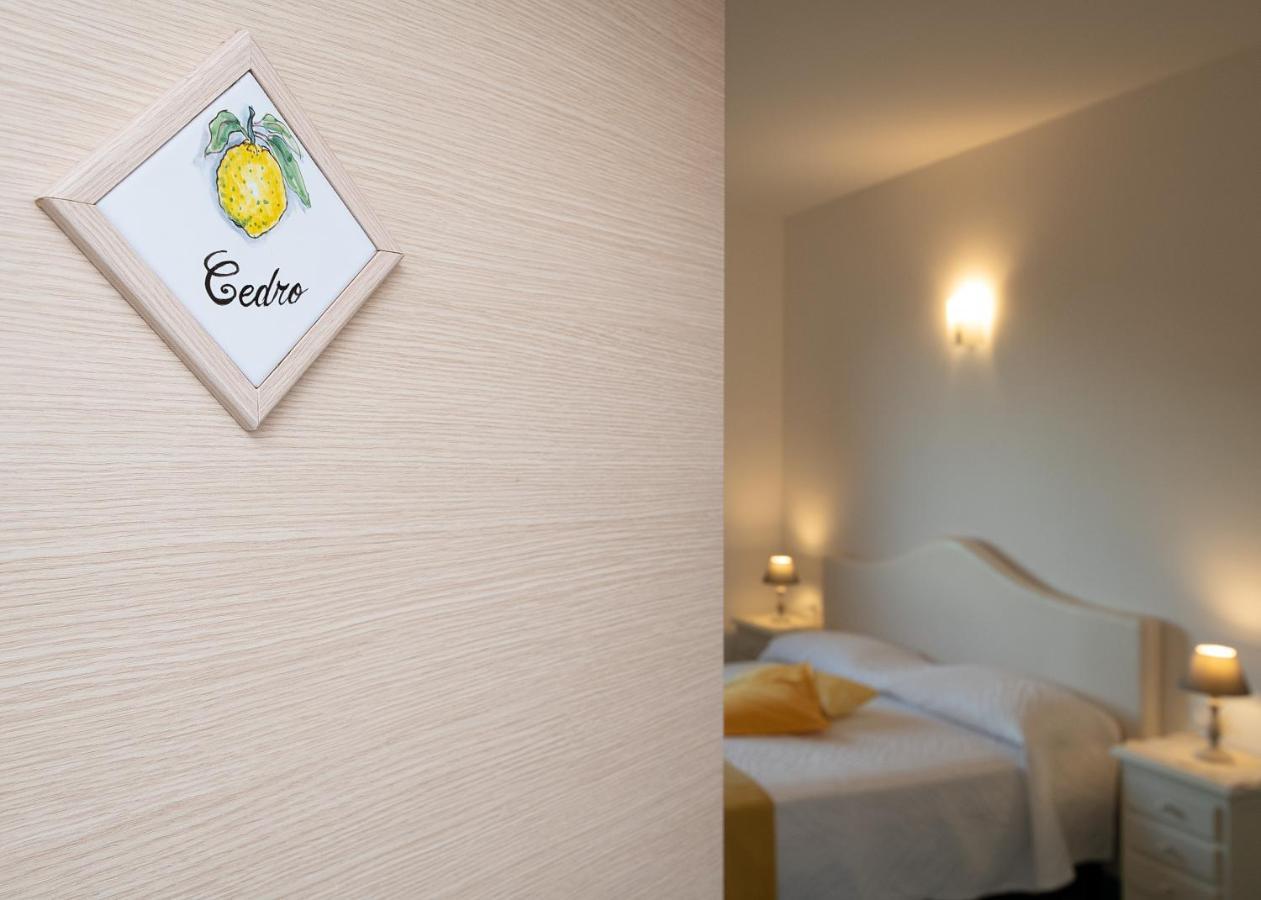 O' Lattariello Bed & Breakfast อามาลฟี ภายนอก รูปภาพ